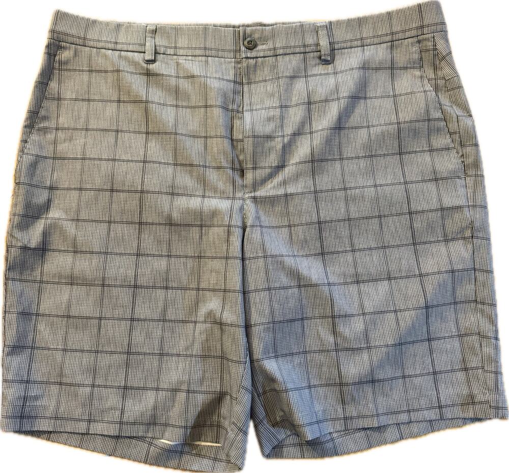 PGA Tour Golf Shorts Mens 38 Gray Plaid Flat Front Stretch Performance